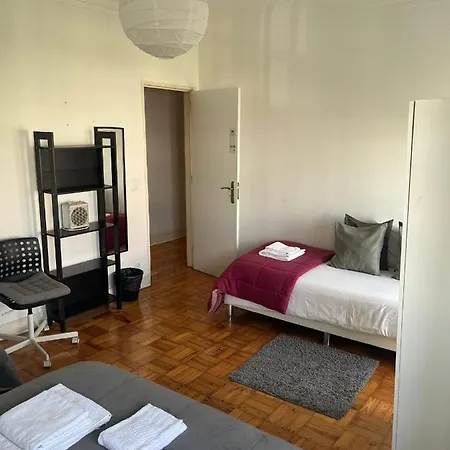 Airport Guest house Lisbon