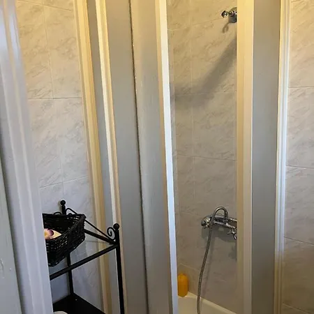 Airport Guest house Lisbon